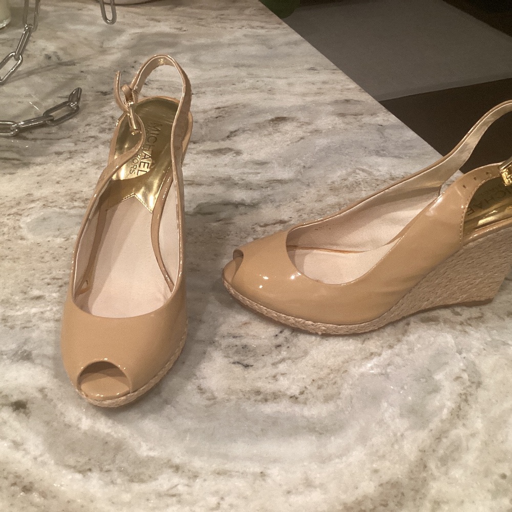 Michael Kors MK Nude Keegan Sling Surf Patent Espadrille Wedge Slingback Sandal